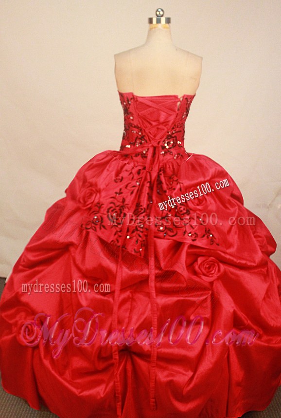 Elegant Pick-Ups and Rhinestones Sweet 15 Dresses with Black Appliques